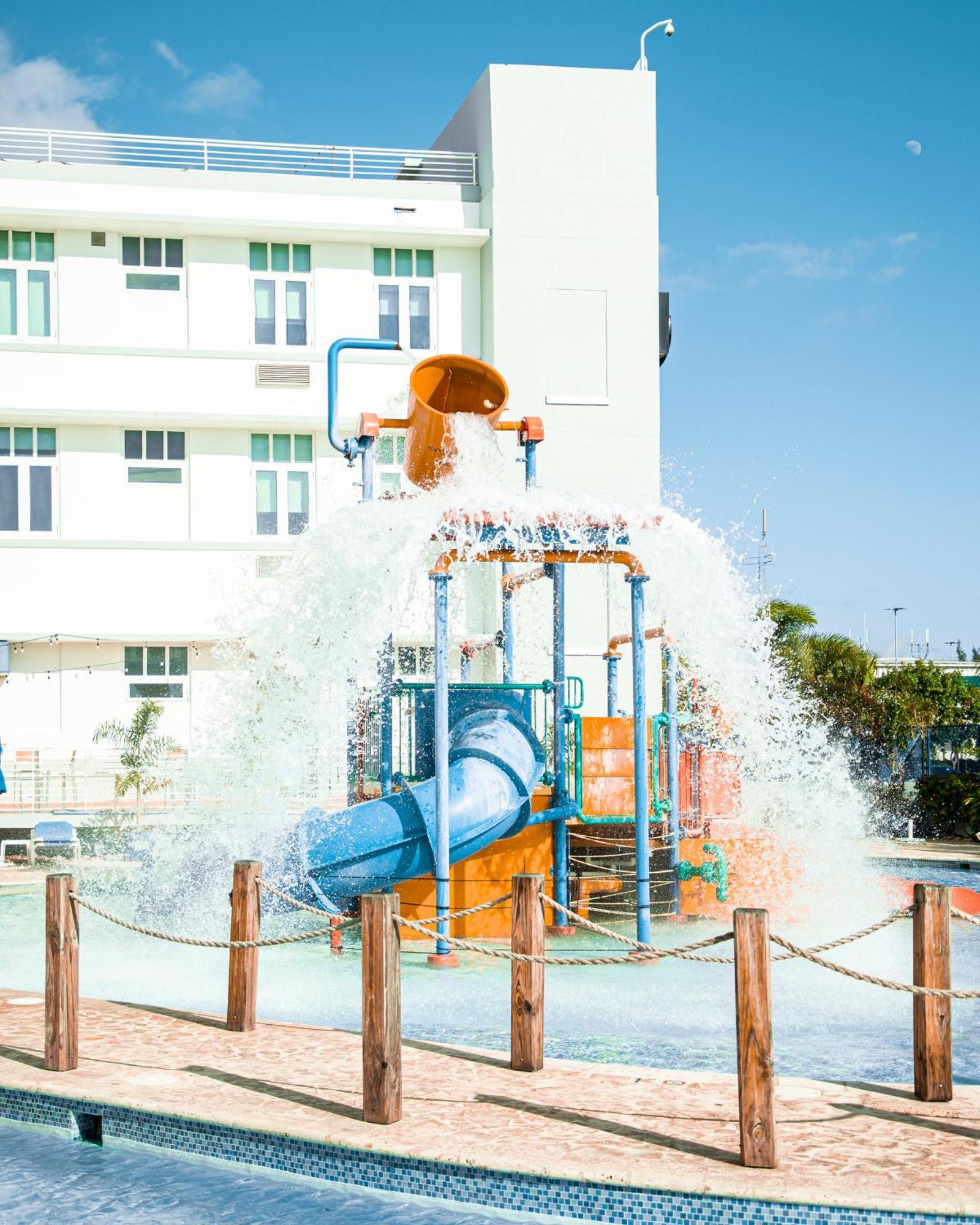 Courtyard Aguadilla Hotel Exterior photo