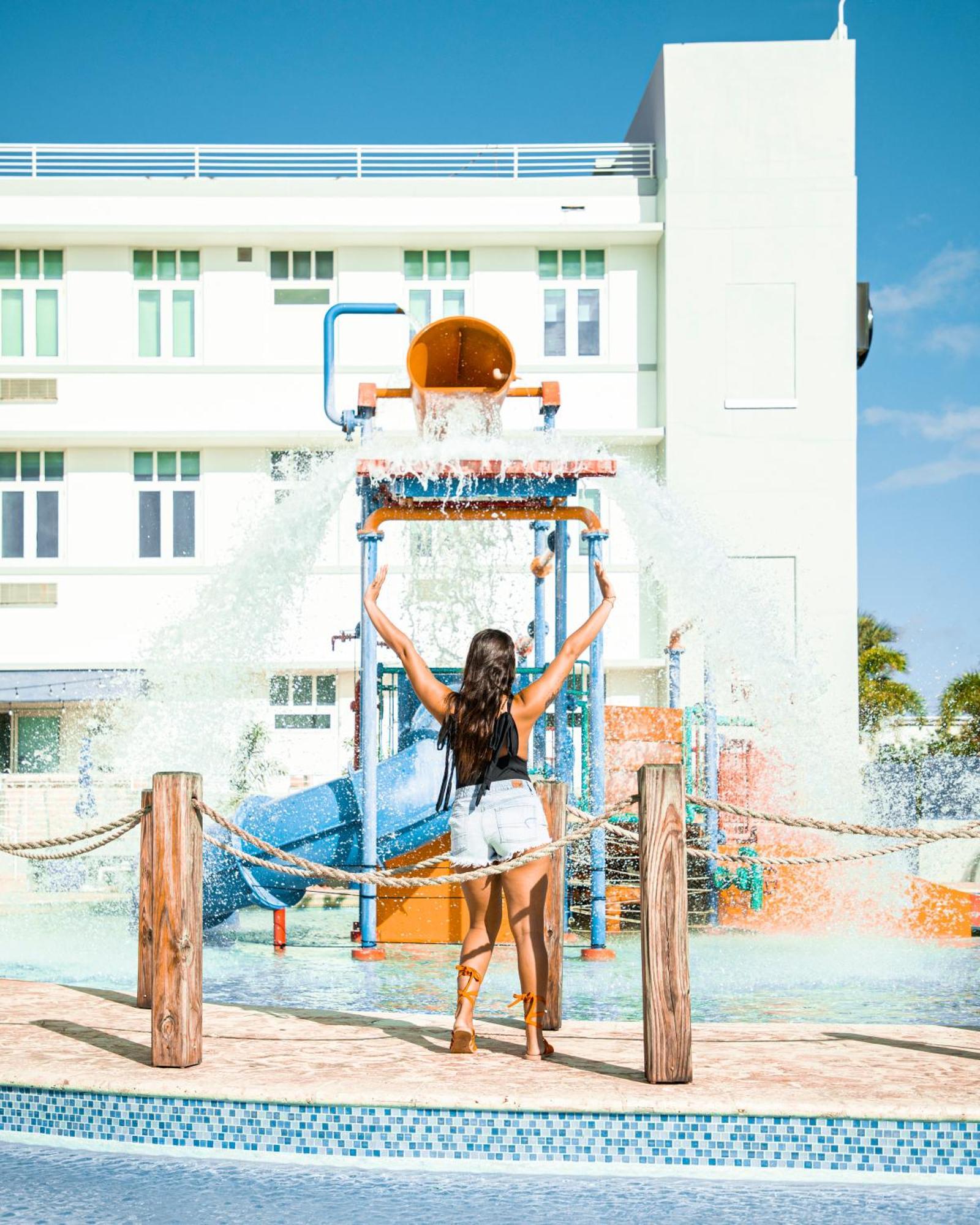 Courtyard Aguadilla Hotel Exterior photo