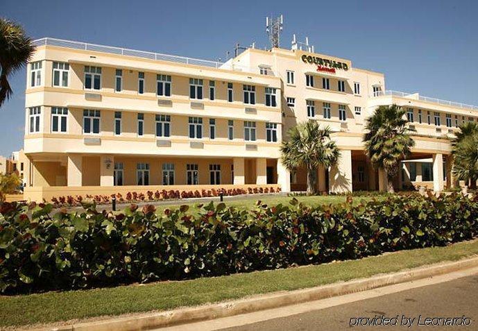 Courtyard Aguadilla Hotel Exterior photo