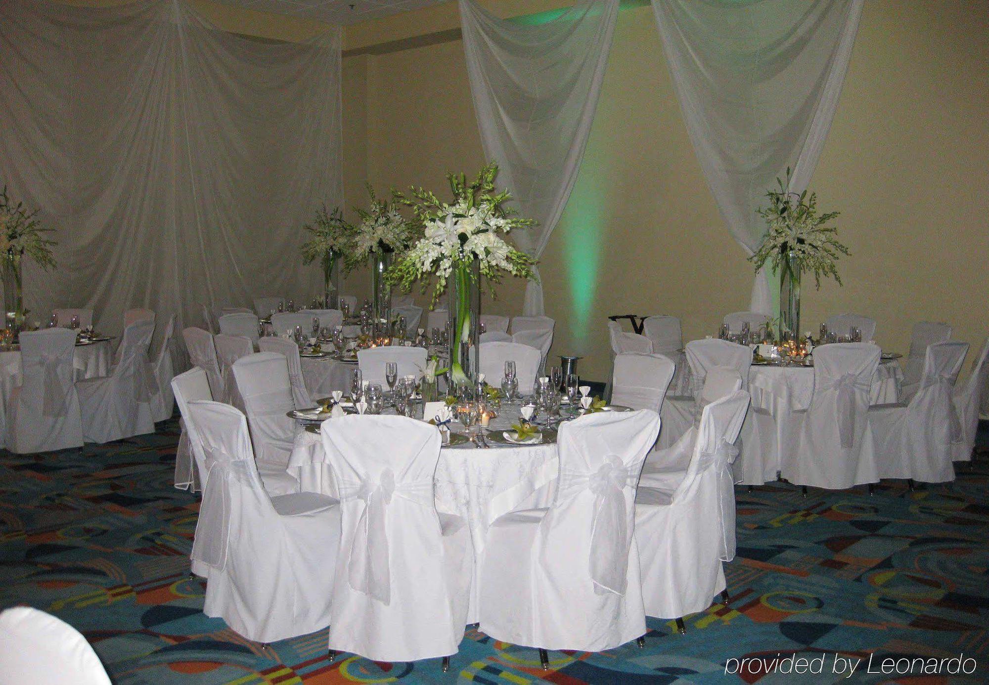 Courtyard Aguadilla Hotel Exterior photo